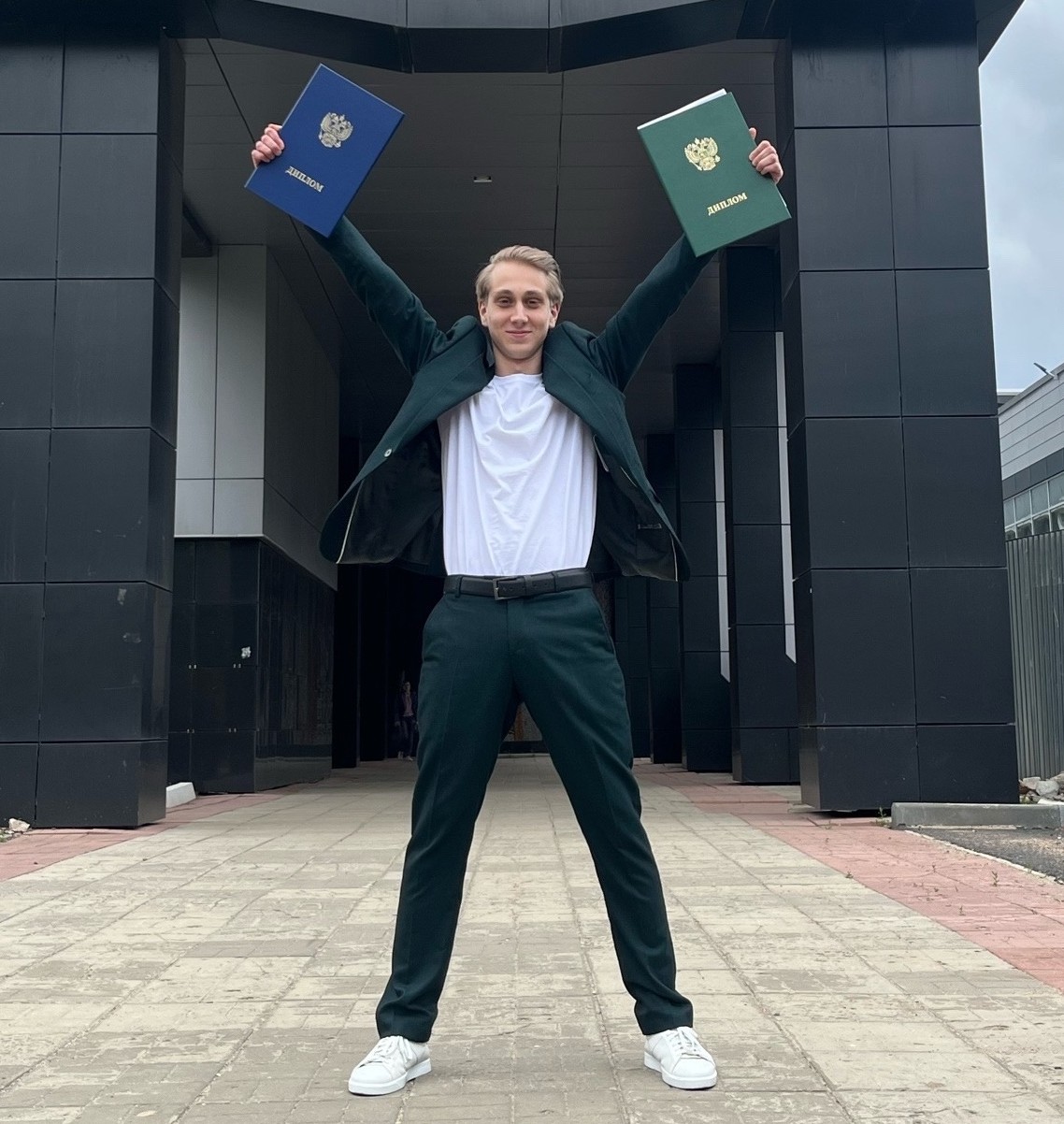 Преподаватель Даниил Вальков
